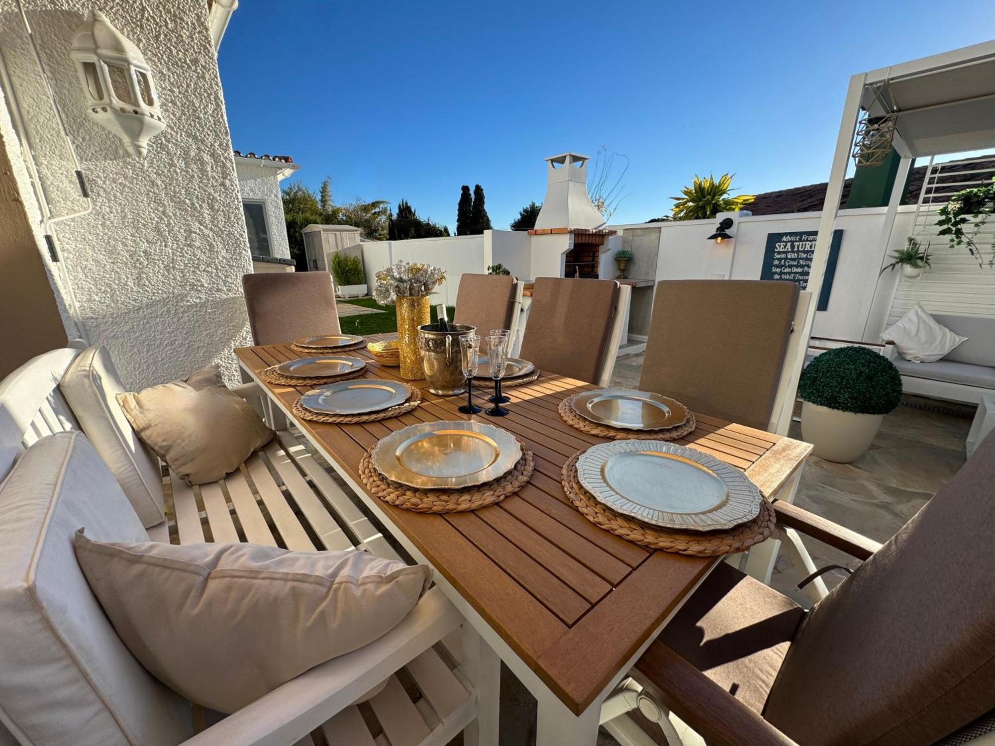 Villa Casacara Marbella Beachside Costabella -Spain Exterior photo