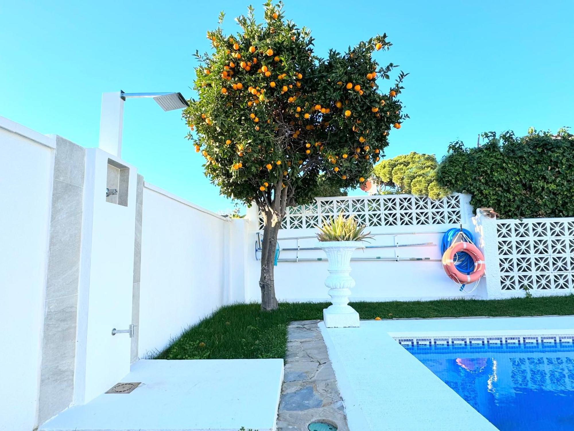 Villa Casacara Marbella Beachside Costabella -Spain Exterior photo