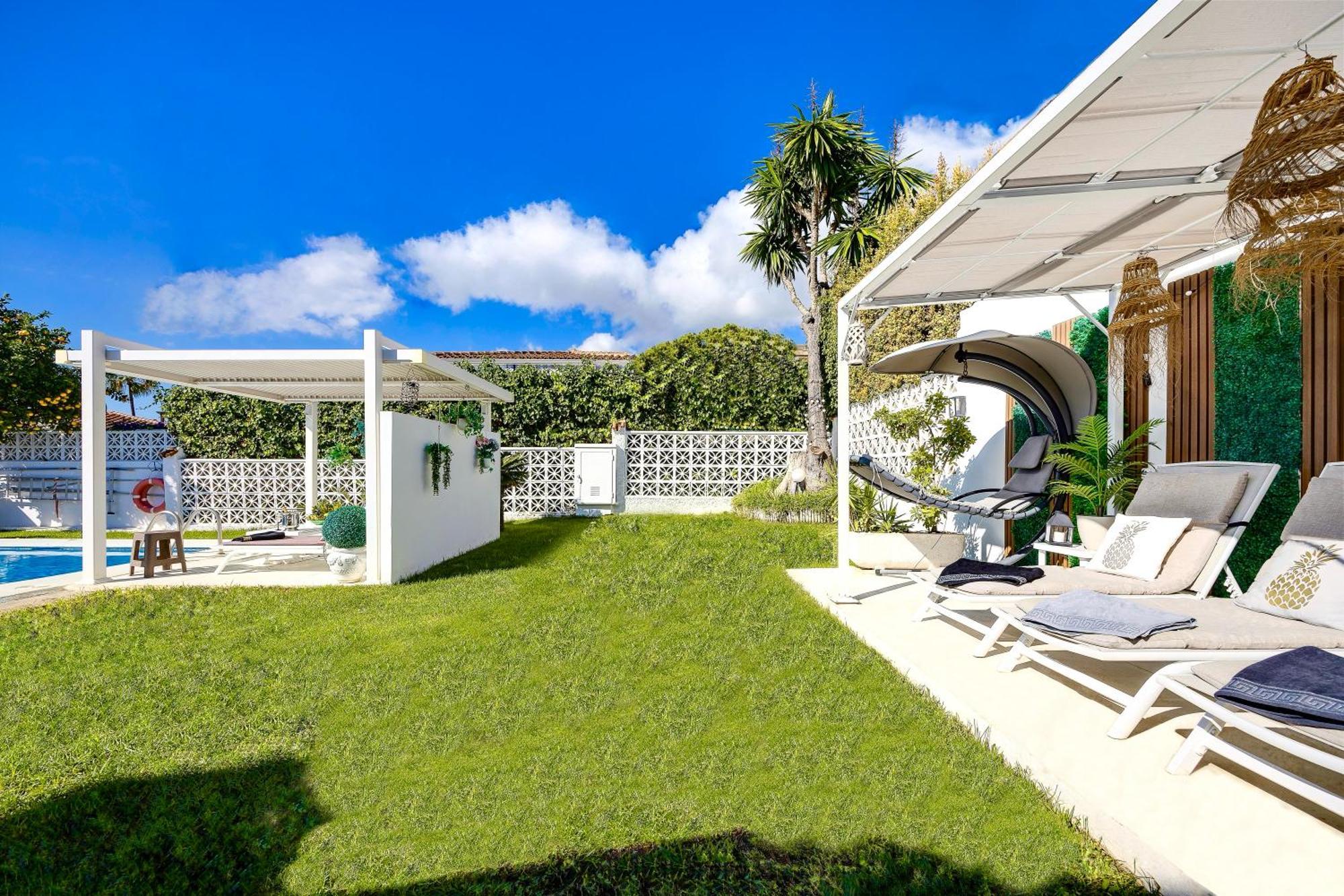 Villa Casacara Marbella Beachside Costabella -Spain Exterior photo
